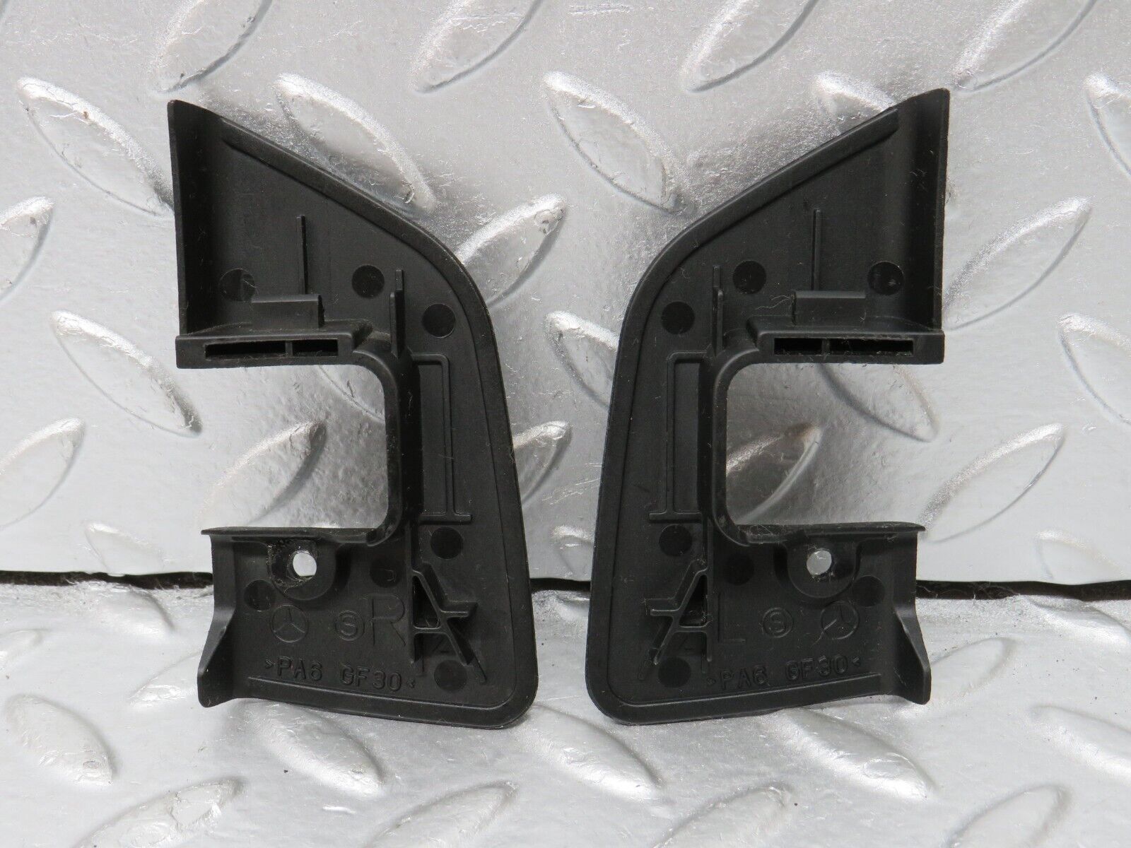33453 Mercedes-Benz W202 C180 Interior Door Latch Trim Pair