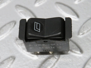 32209 Mercedes-Benz W123 230E Rear Right Electric Window Switch 0008208410