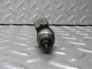 W124 Cabriolet fuel injector used OEM
