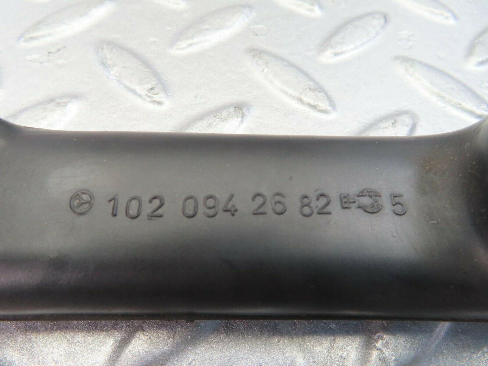10767 Mercedes-Benz W123 230E Crankcase Breather Pipe 1020942682