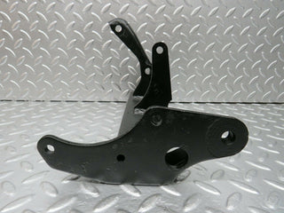 23914 Mercedes-Benz C107 450SLC Coupe Air Condition Compressor Mount Bracket