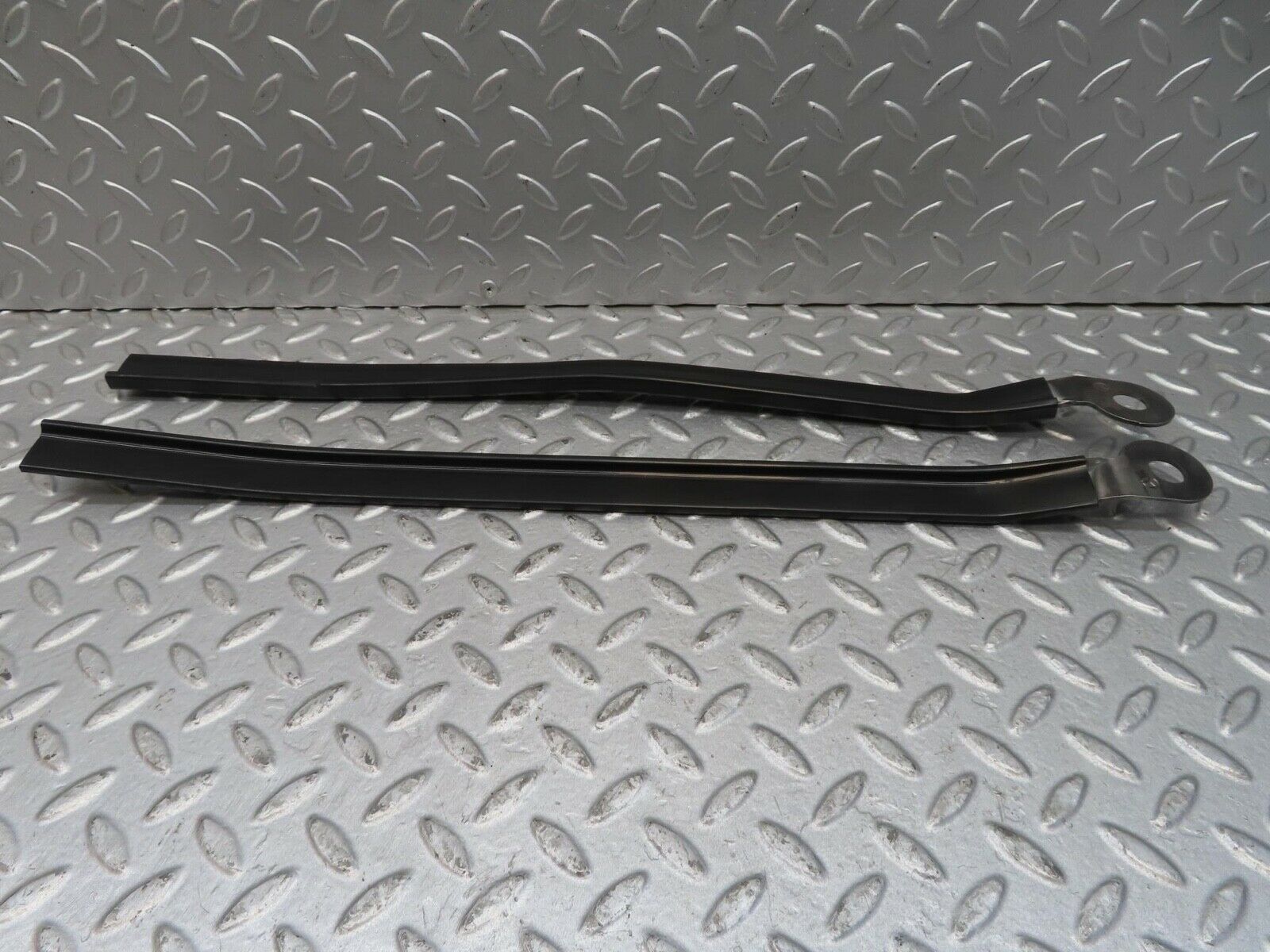 13691 Mercedes-Benz W123 200 Seat Belt Runner Pair