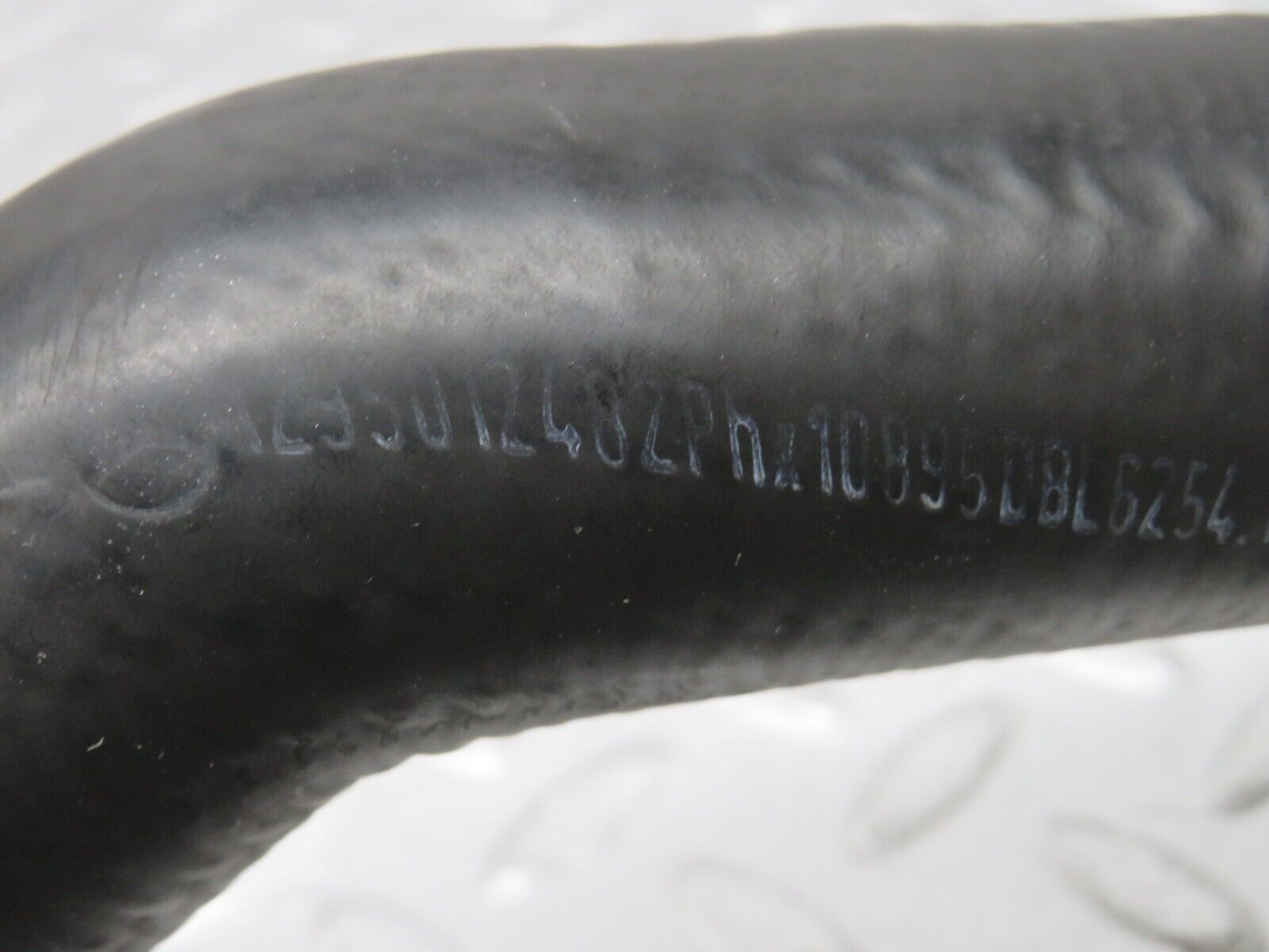 38569 Mercedes-Benz R129 280SL Coupe Radiator Lower Hose Pipe 1295012482