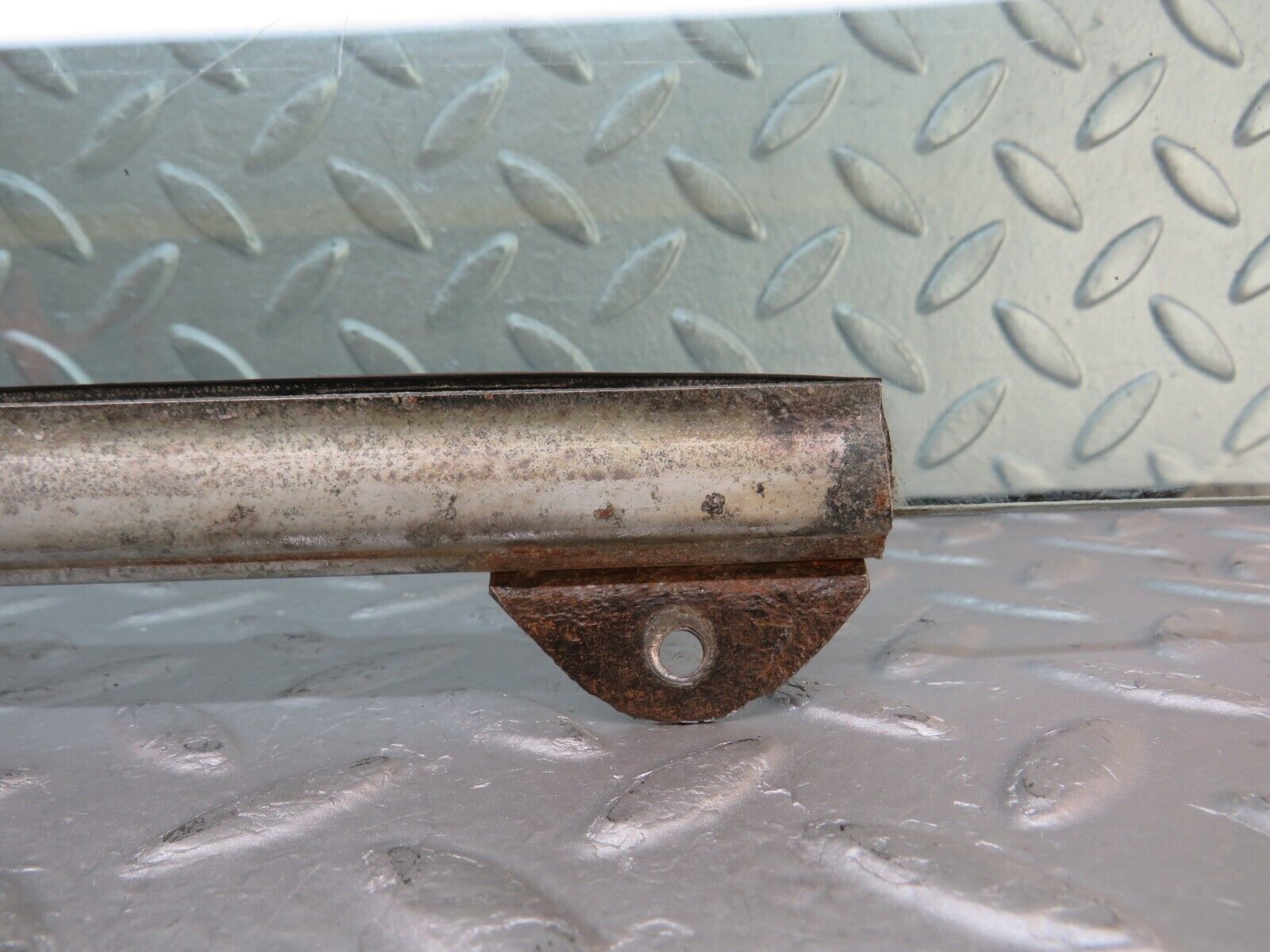 35792 Mercedes-Benz W108 Rear Left Door Window Glass