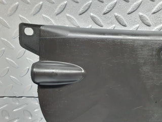 40951 Mercedes-Benz W126 300SE Vacuum Pump Housing Cover 1268050914