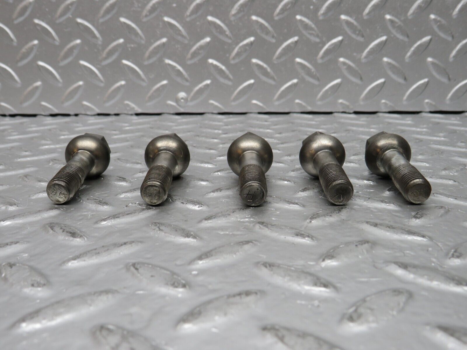 32639 Mercedes-Benz 5x Alloy Wheel Lug Bolt M12x1.5
