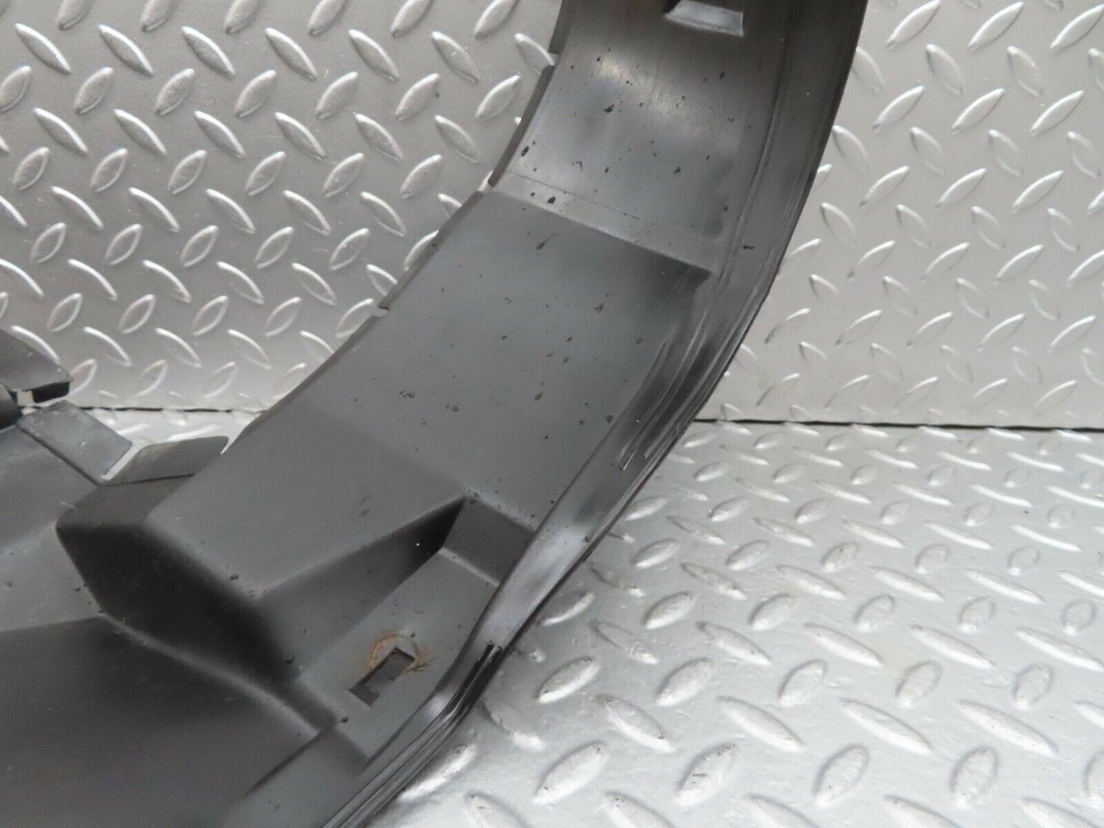 15018 Mercedes-Benz W140 S320 Wheel Arch Cover Front Left 1406983530