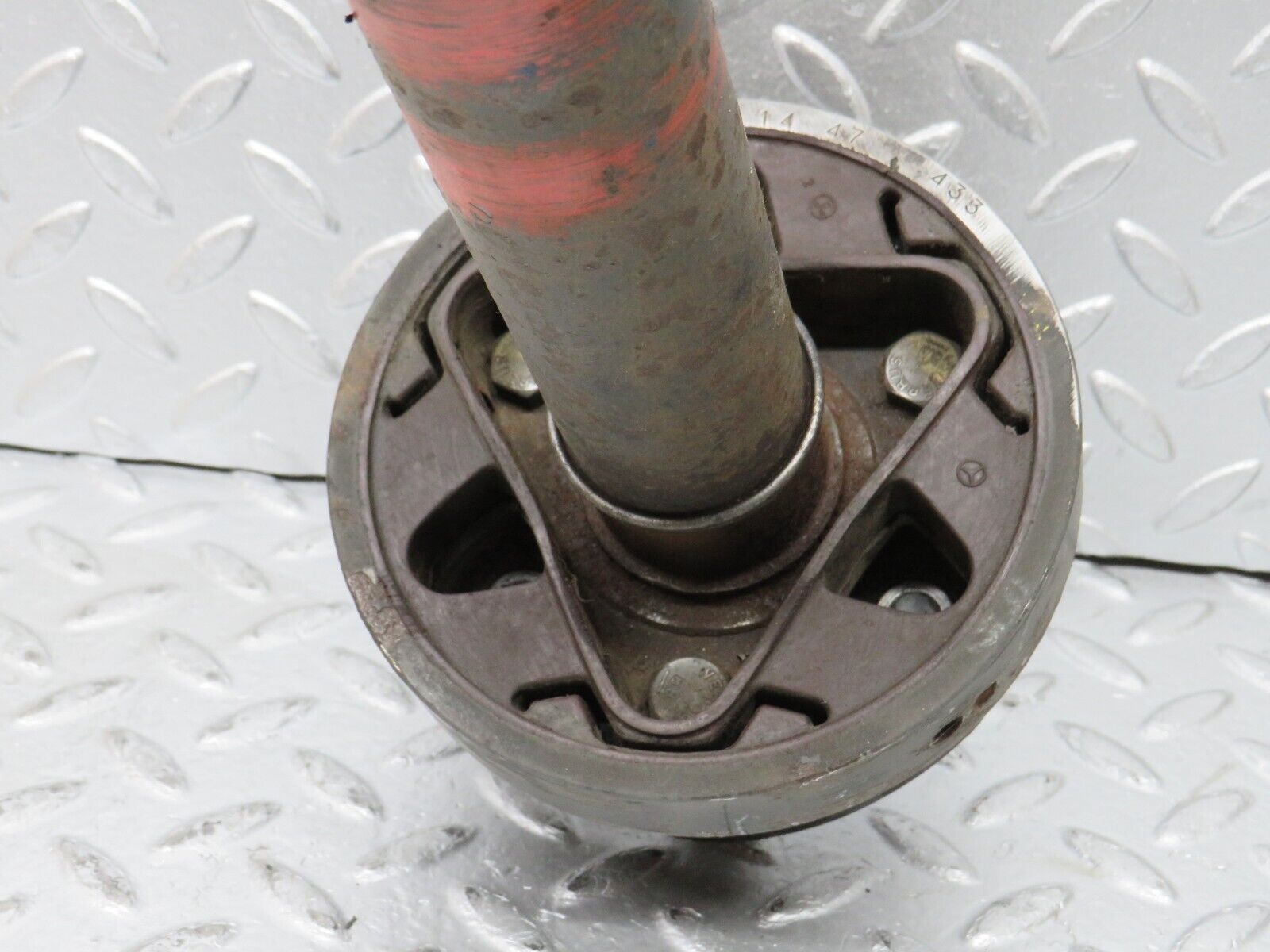 32079 Mercedes-Benz W123 230E Cardan Shaft Prop Shaft 1234111447