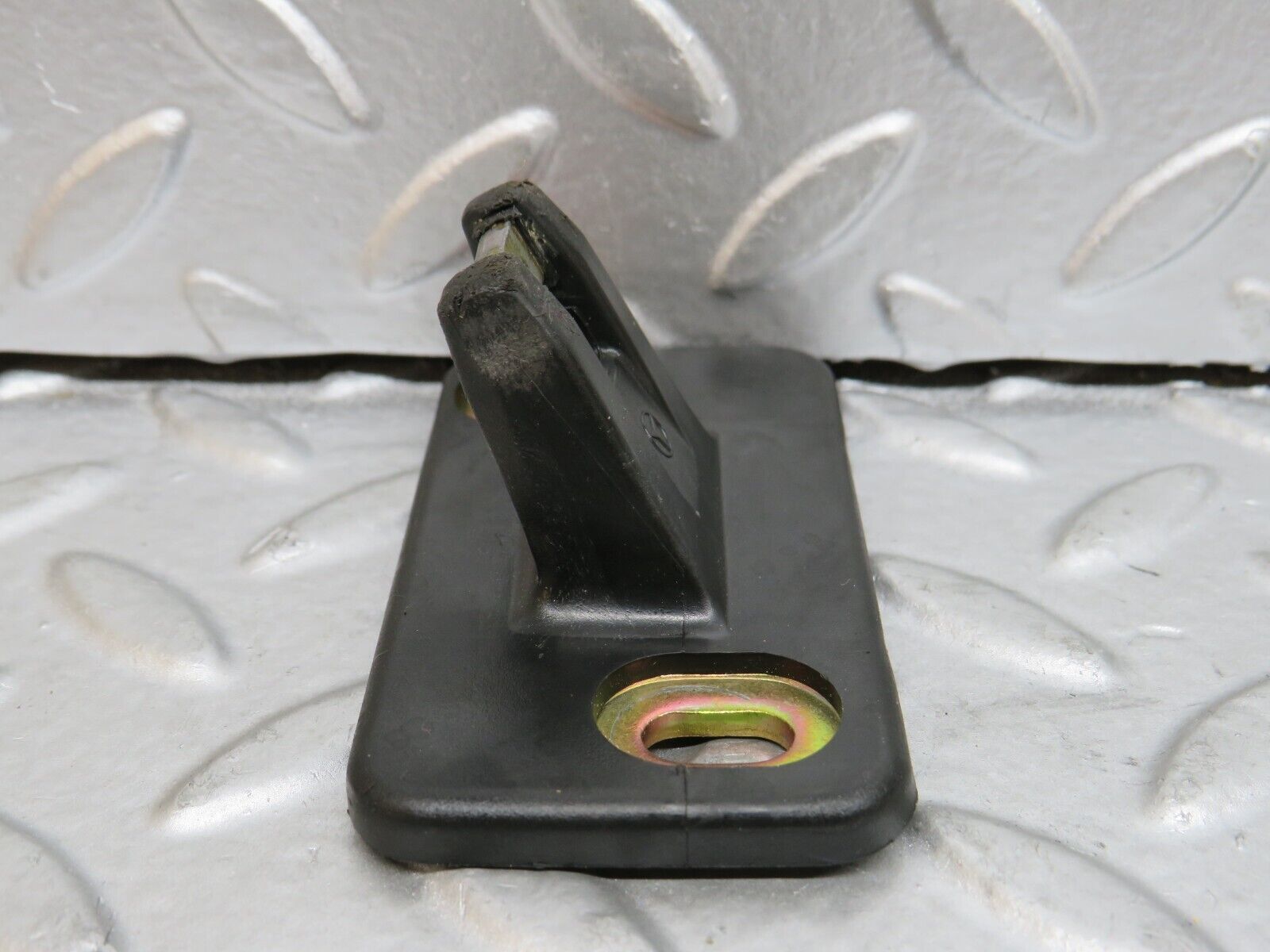 29479 Mercedes-Benz W124 230E Trunk Lock Latch