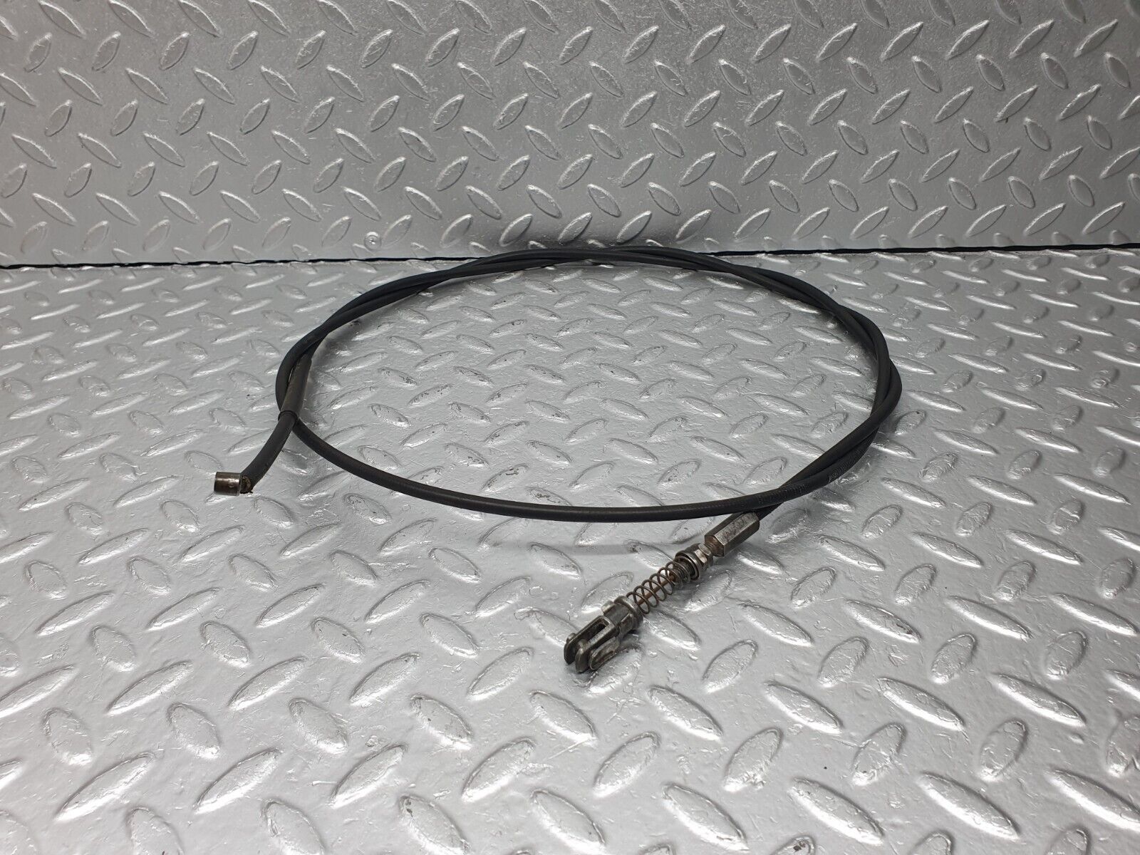 40712 Mercedes-Benz W123 300D Bonnet Release Cable