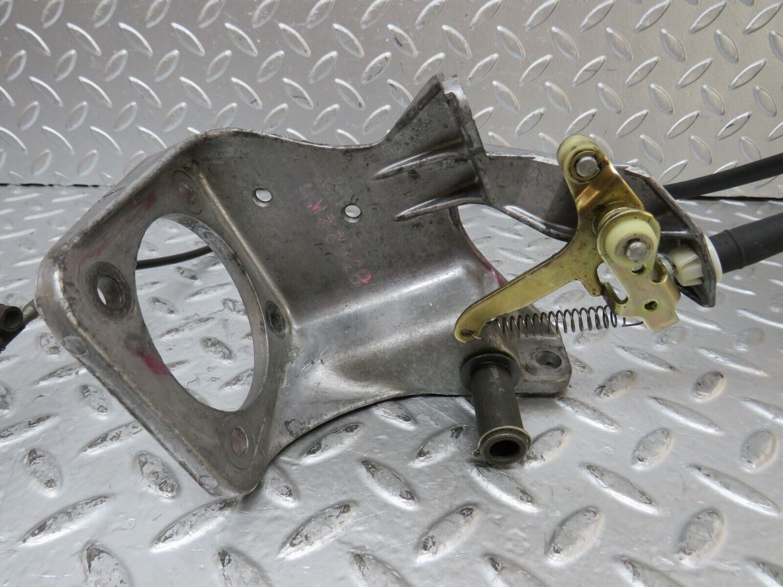 26583 Mercedes-Benz C124 220CE Coupe Brake Pedal Bracket 1242900919