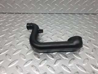 40982 Mercedes-Benz W126 300SE Crank Case Breather Hose 1030941082