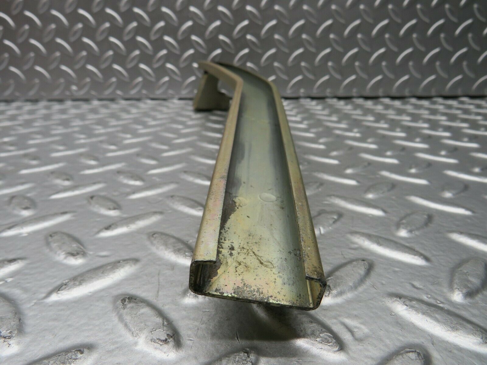 22898 Mercedes-Benz C107 450SLC Coupe Rear Right Window Channel