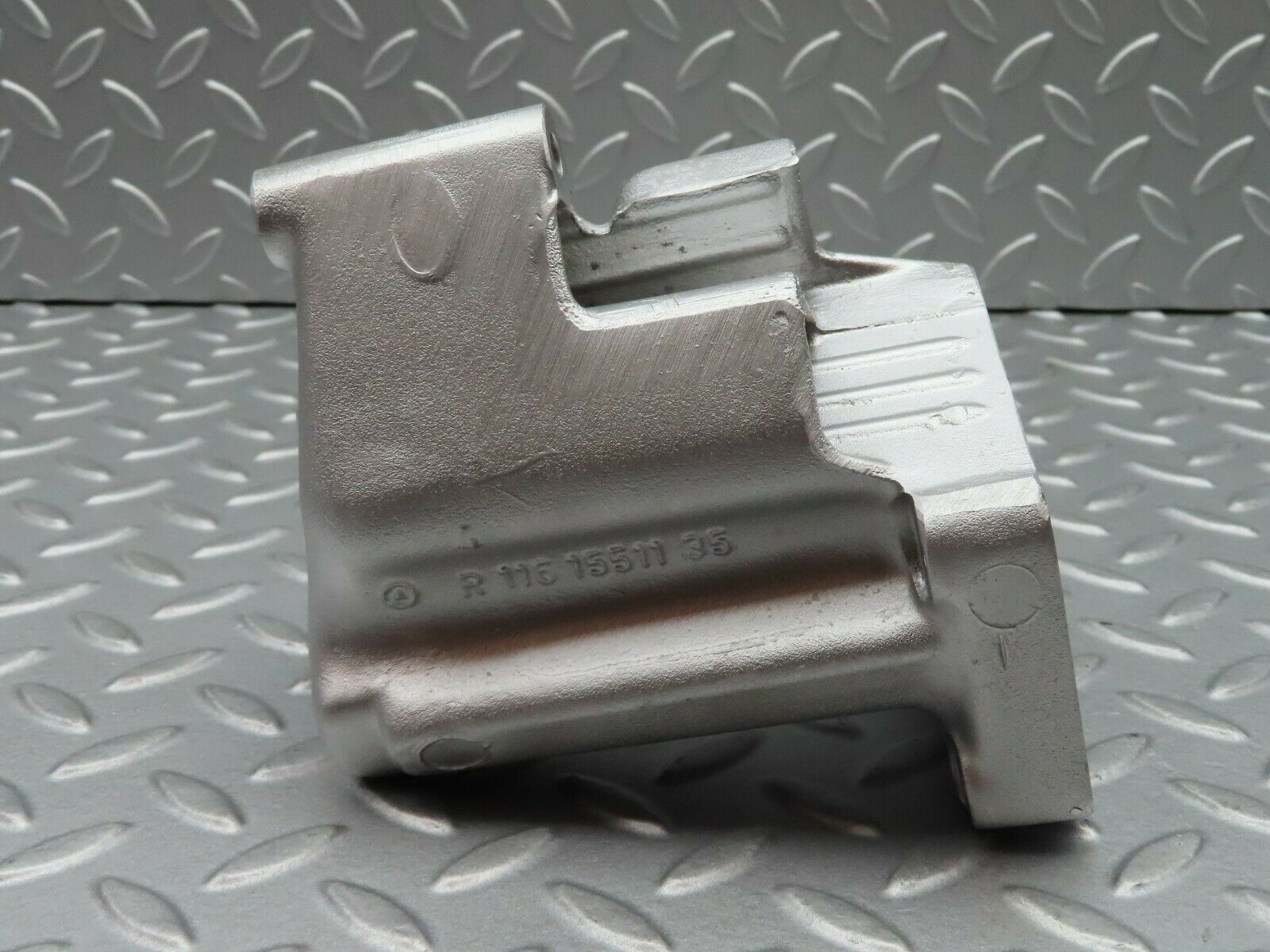 5114 Mercedes-Benz R107 350SL Coupe Alternator Generator Bracket 1161551135