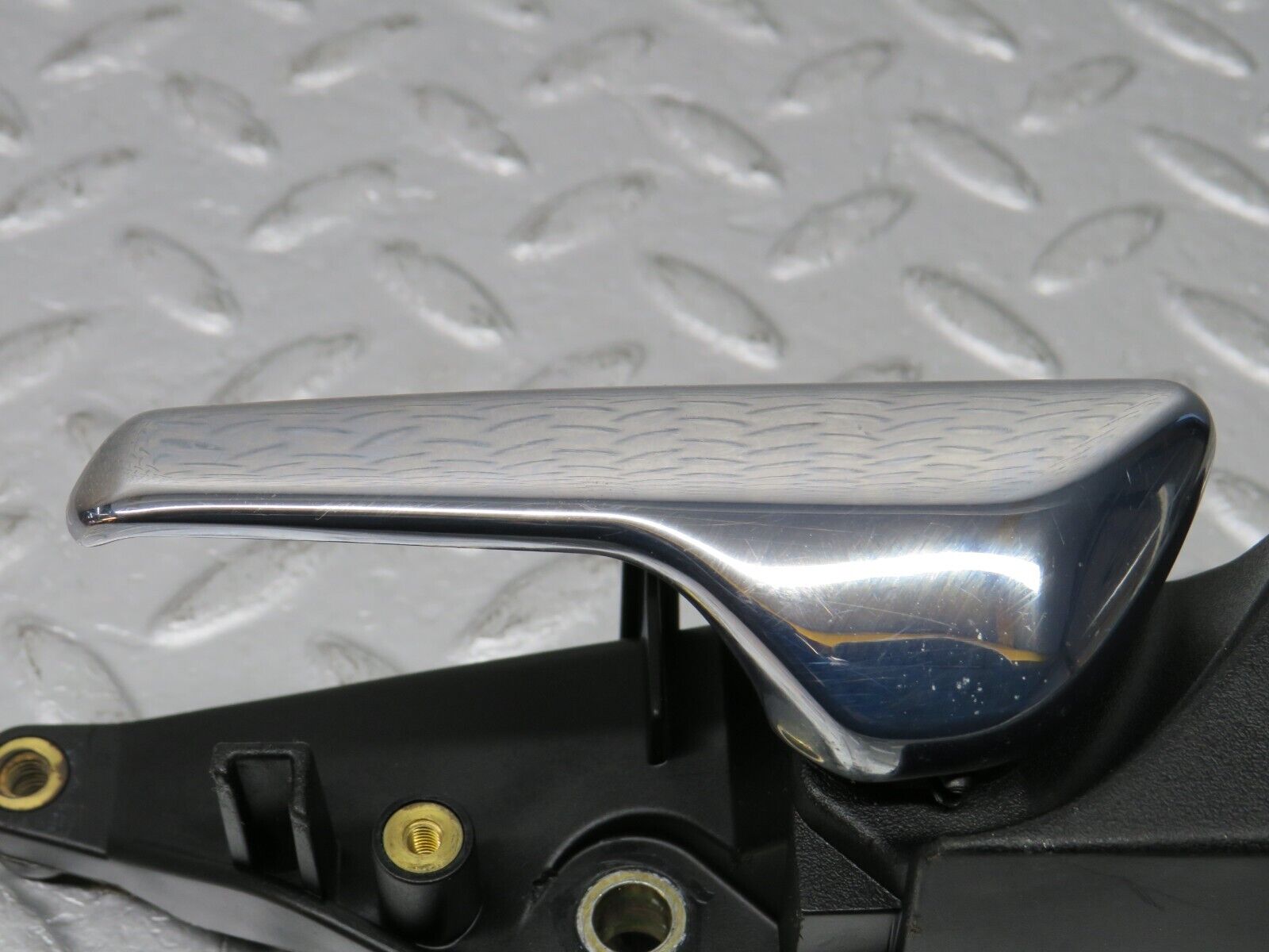 38473 Mercedes-Benz R129 280SL Coupe Left Door Interior Handle