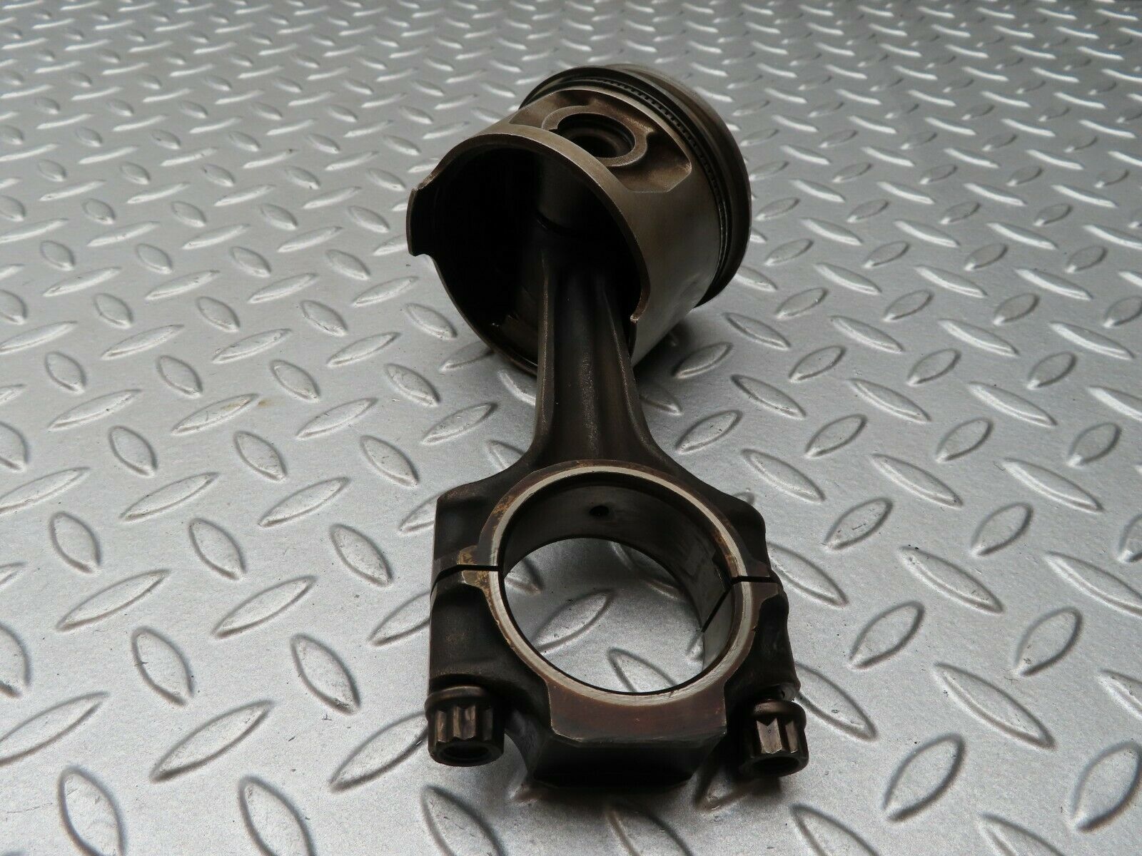 4806 Mercedes-Benz W114 280CE Coupe Piston With Connecting Rod 85.99 mm
