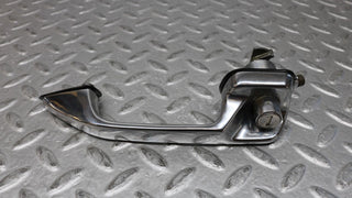W109 front right door handle used OEM