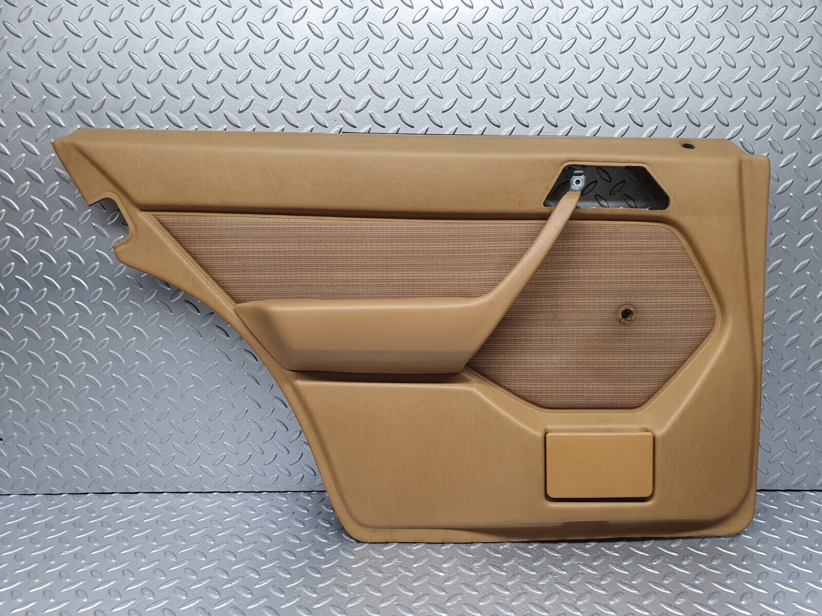 41482 Mercedes-Benz W124 200E Rear Left Door Card Palomino