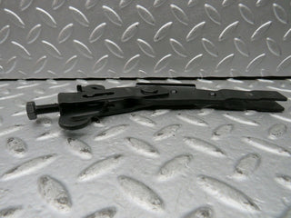 21788 Mercedes-Benz W126 300SE Handbrake Regulator