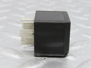 R129 SL multi purpose relay used OEM