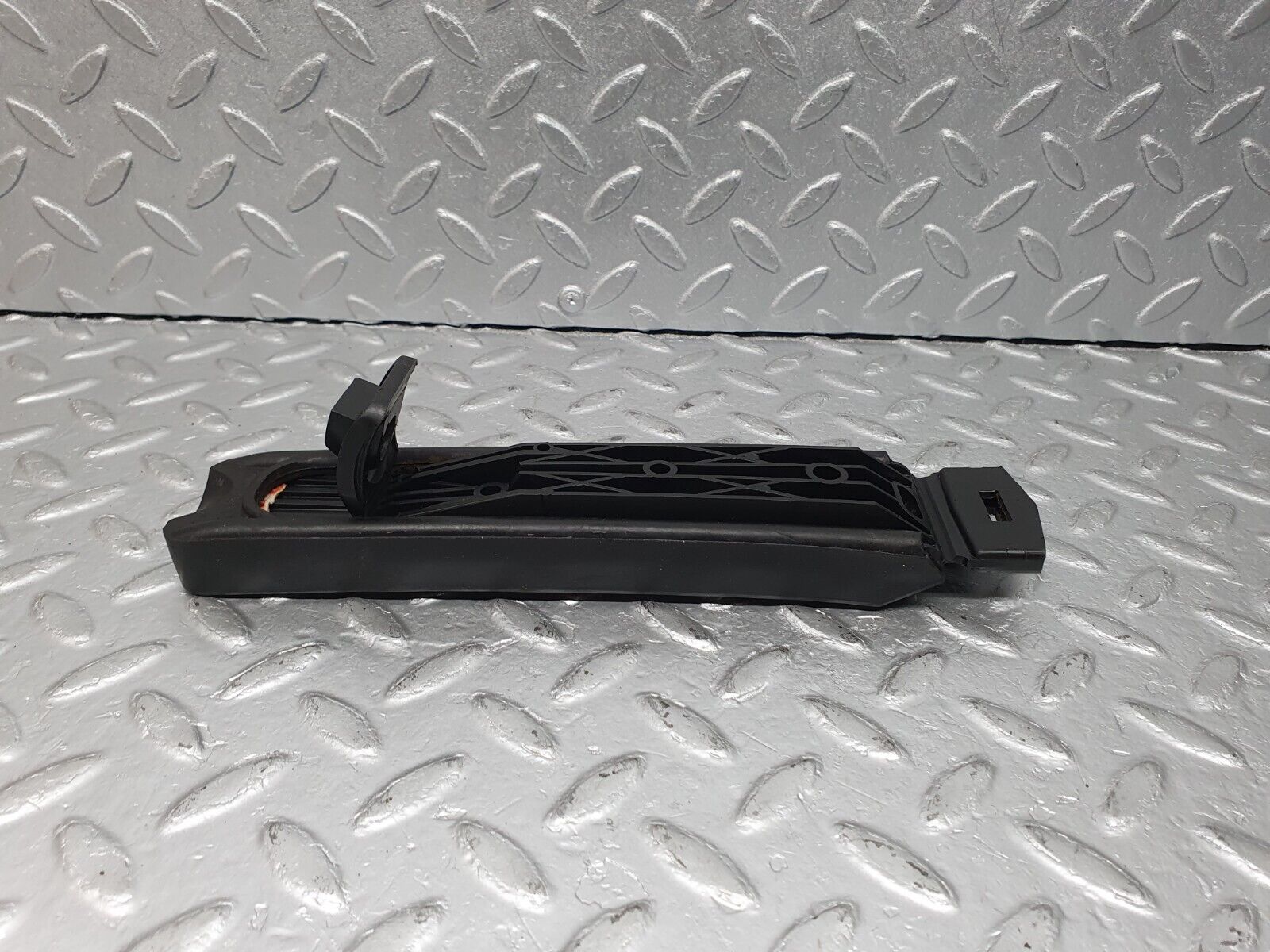41059 Mercedes-Benz W126 300SE Accelerator Pedal With Rubber 1233010082 1263000504