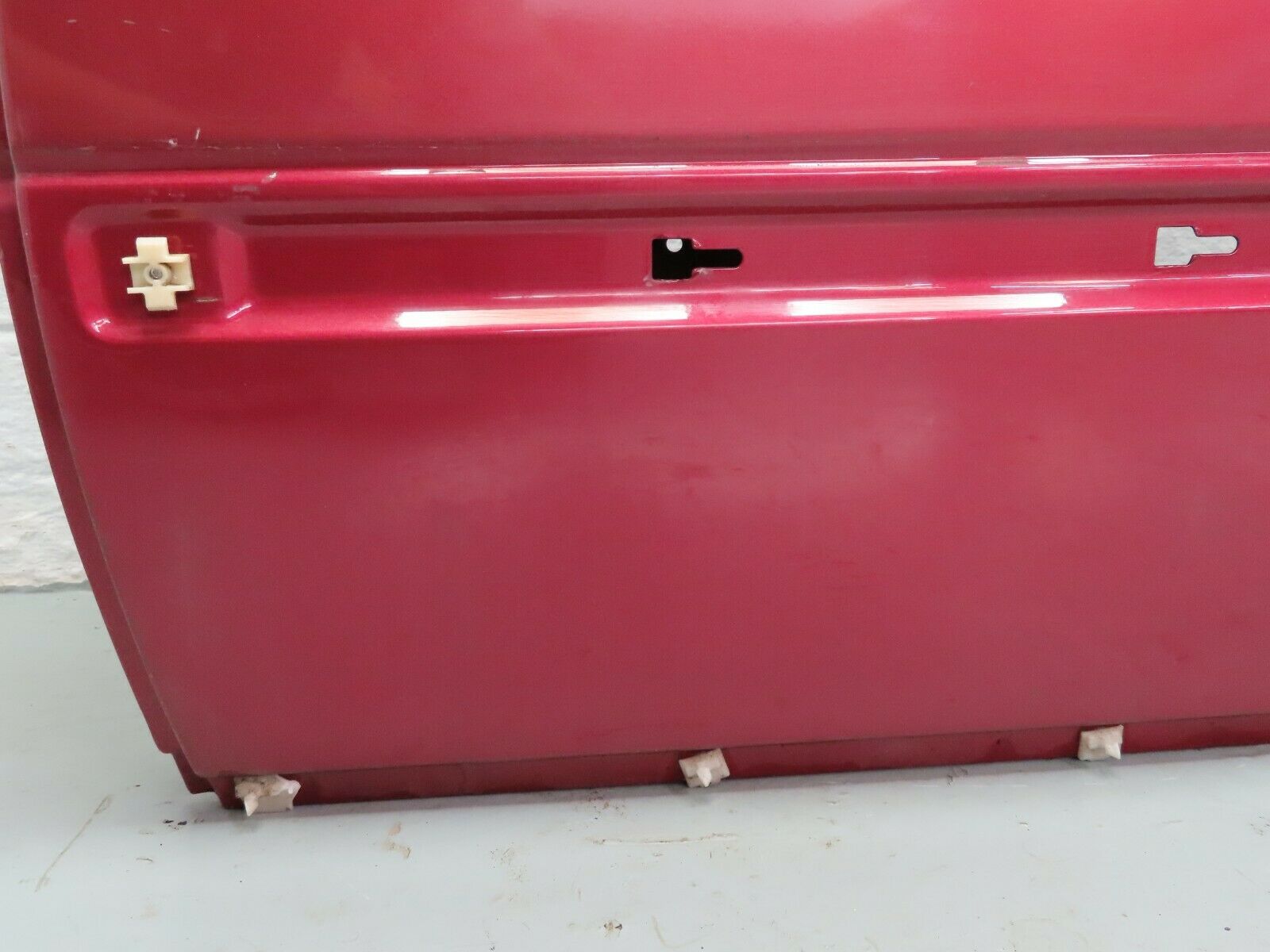 6694 Mercedes-Benz S124 E220 Wagon Rear Left Door