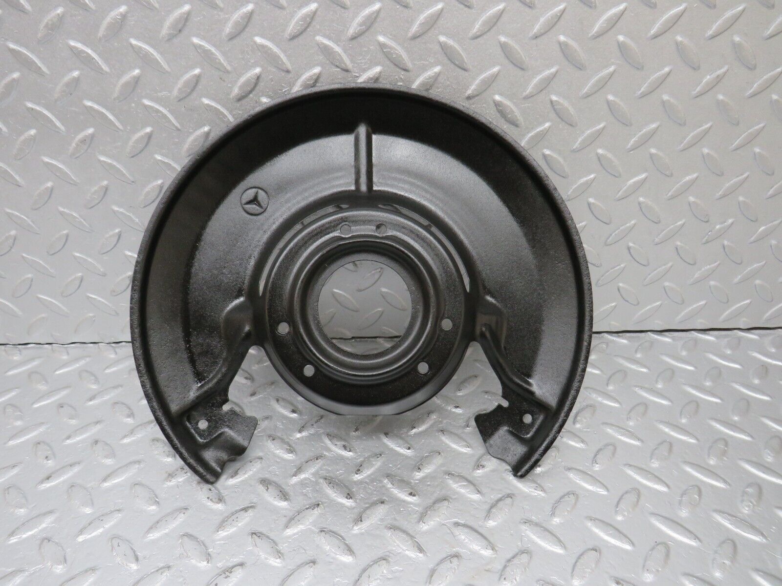 40579 Mercedes-Benz W123 300D Front Right Brake Disc Protection Plate