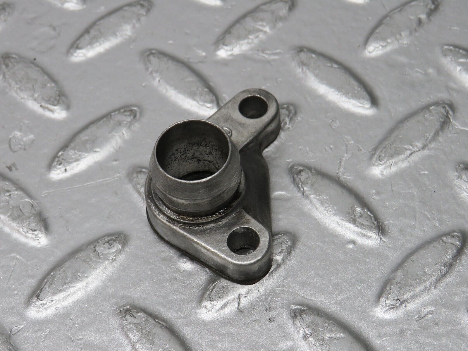31810 Mercedes-Benz W201 190LE 1.8L Air Intake Manifold Pipe Connector