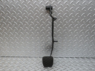 28446 Mercedes-Benz S123 240D Wagon Clutch Pedal With Rubber