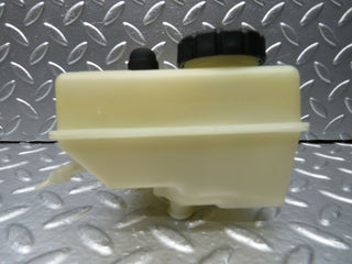 22416 Mercedes-Benz C124 E220 Coupe Brake Fluid Reservoir Tank 2024300002