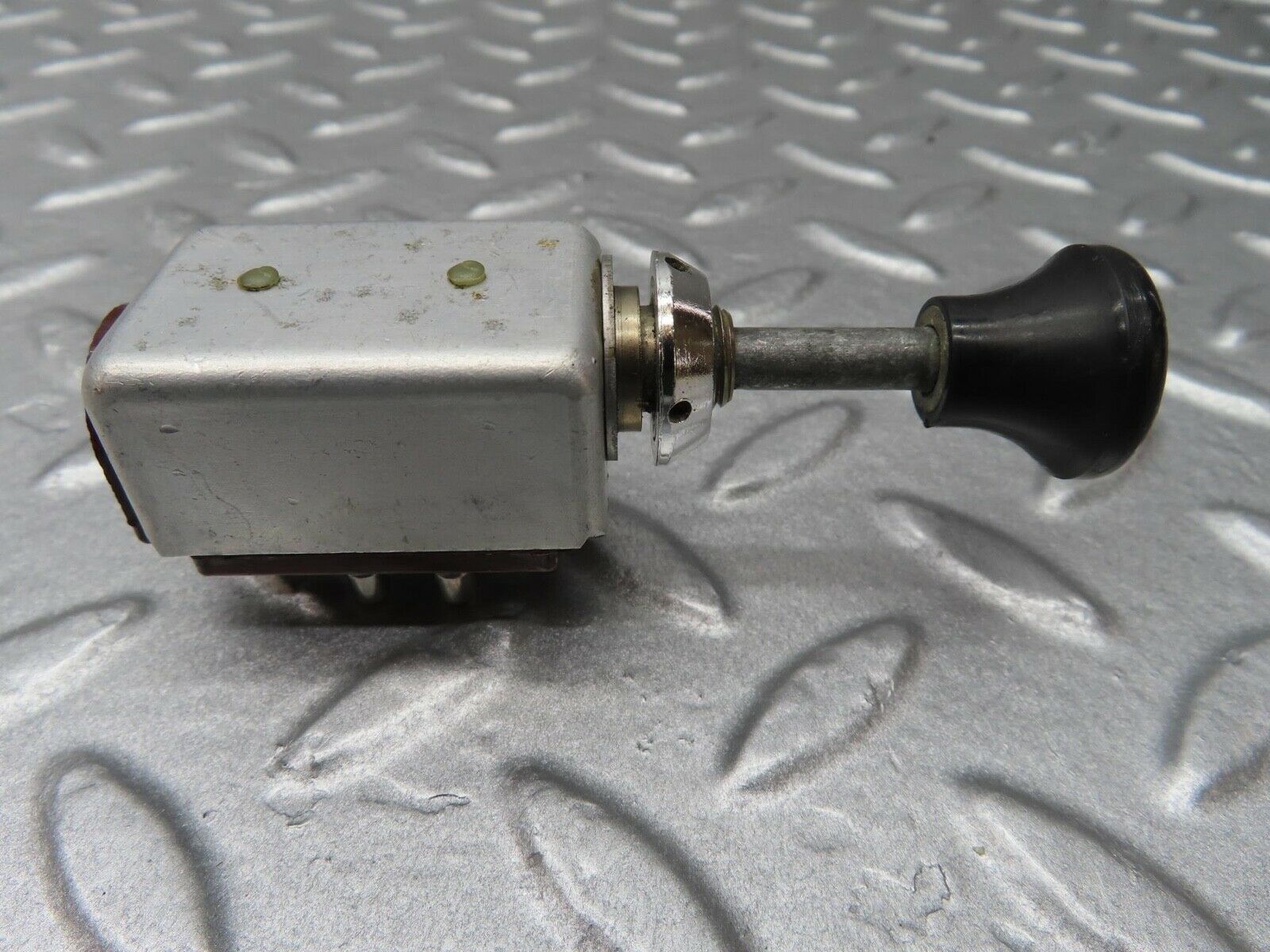12721 Mercedes-Benz W111 220SE Windscreen Wiper Pull Switch 461630