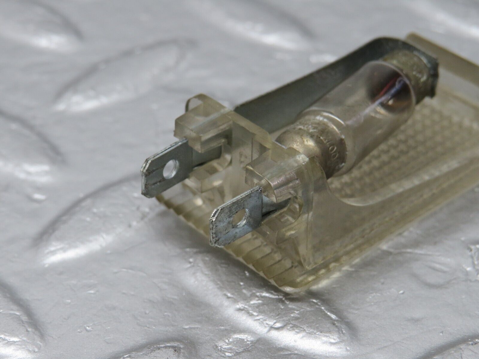 40694 Mercedes-Benz W123 300D Glove Box Light