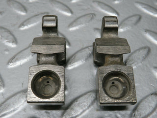W114 valve rocker arm with retaining spring used OEM