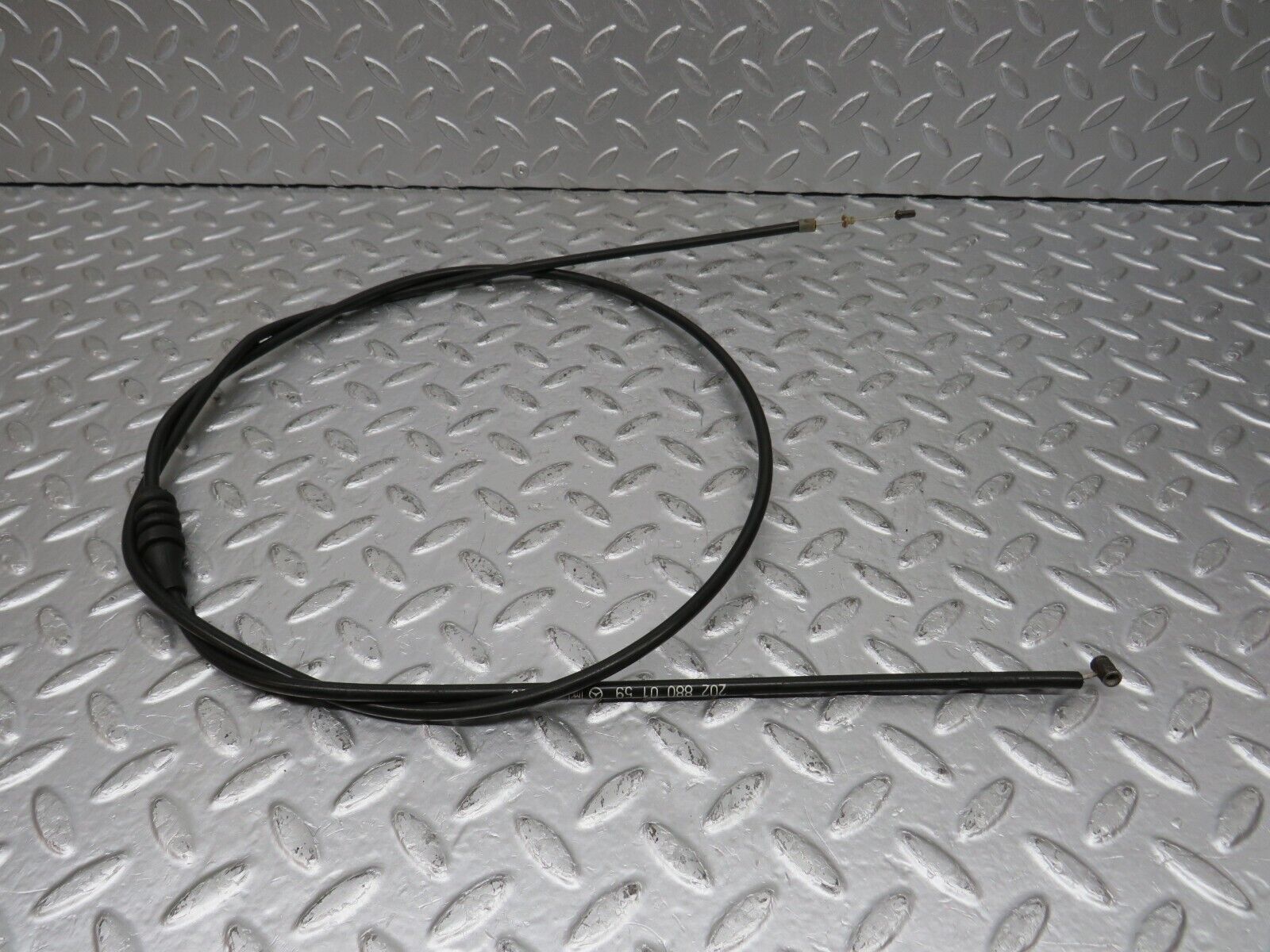 33511 Mercedes-Benz W202 C180 Bonnet Release Cable 2028800159