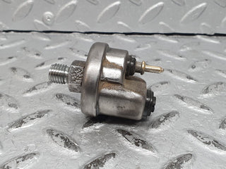 41267 Mercedes-Benz W126 300SE Oil Pressure Sensor