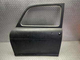 W120 Ponton front left door used OEM
