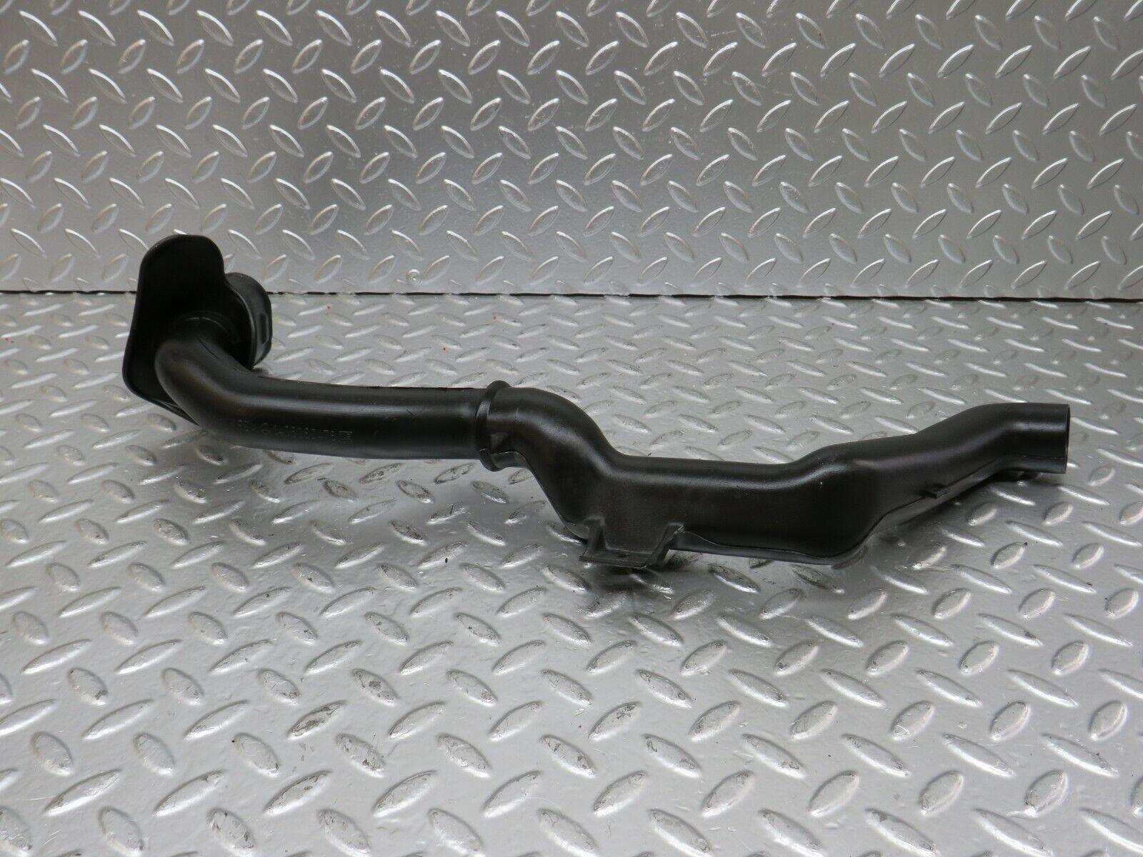 24736 Mercedes-Benz W140 S320 Engine Bay Water Drain Right Side 1406280478