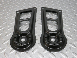 0806 Mercedes-Benz C107 350SLC Coupe Rear Suspension Axle Mounting Bracket