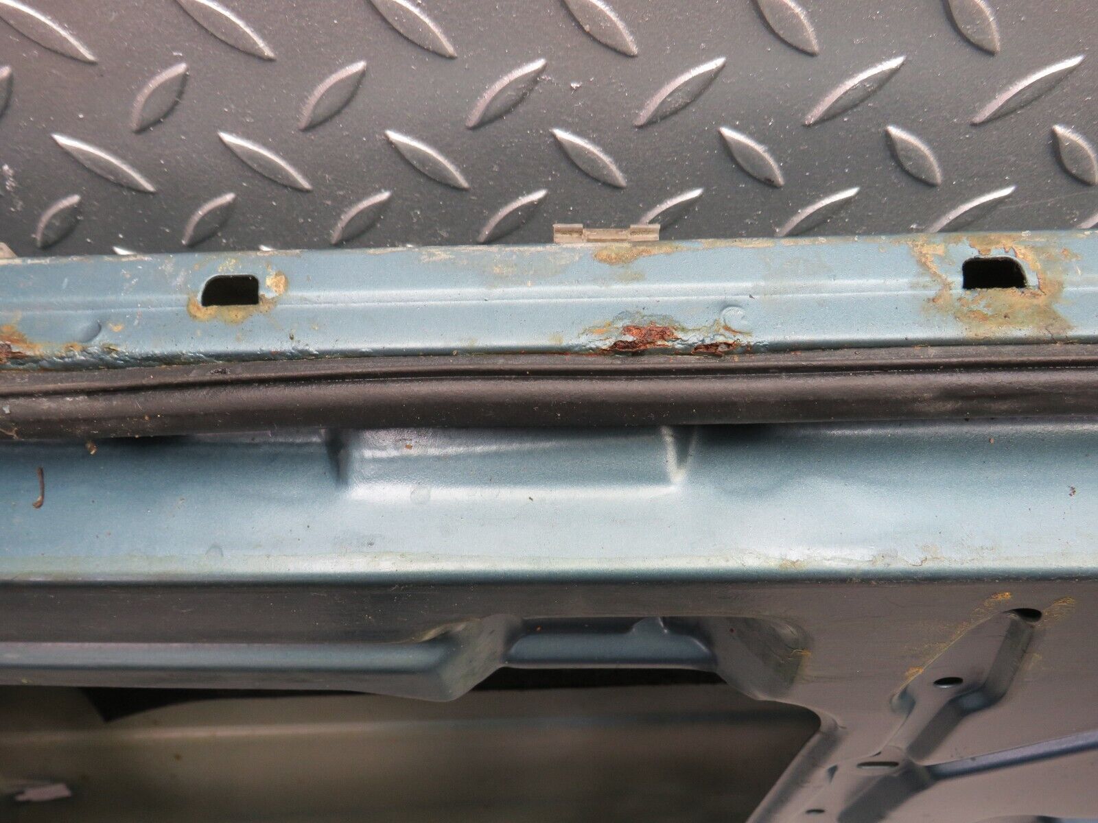 30826 Mercedes-Benz W201 190E 2.0L Rear Right Door