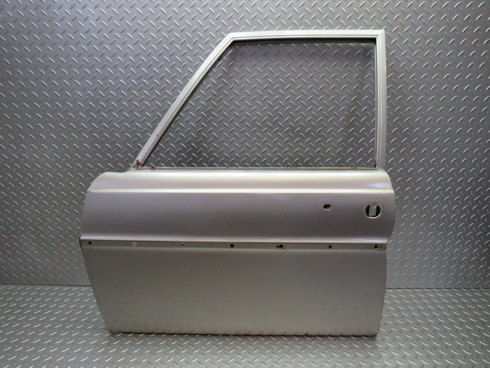 24481 Mercedes-Benz W108 Front Left Door