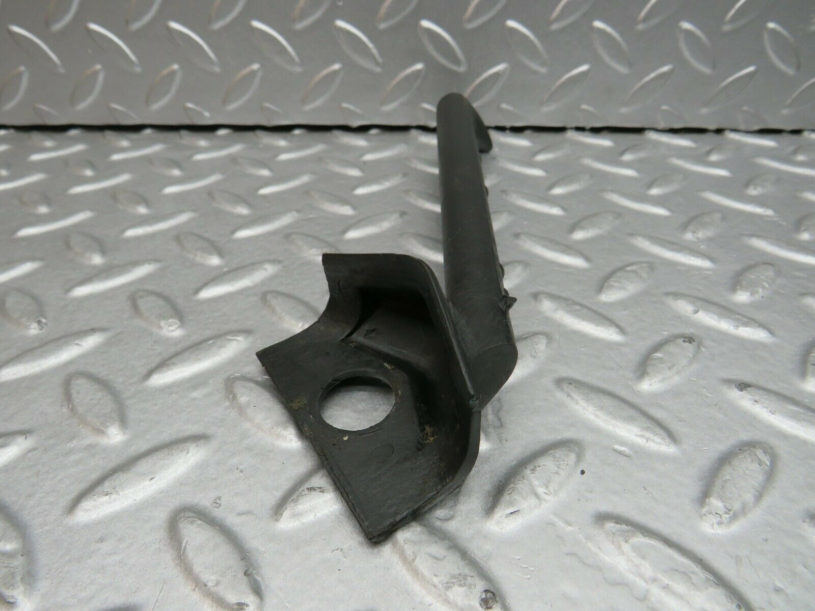 22279 Mercedes-Benz S123 280TE Wagon Wiper Mechanism Tray Water Drain