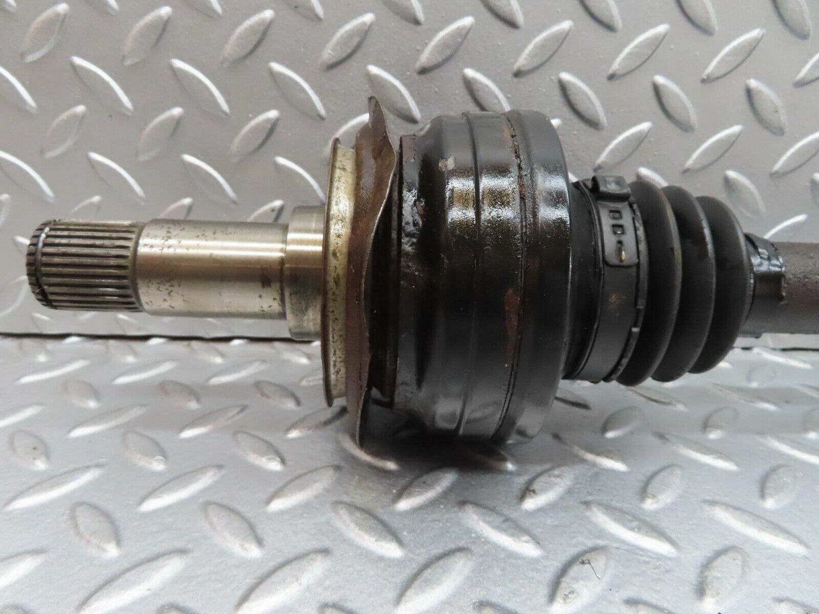 12669 Mercedes-Benz W221 S320 Axle Shaft Drive Shaft
