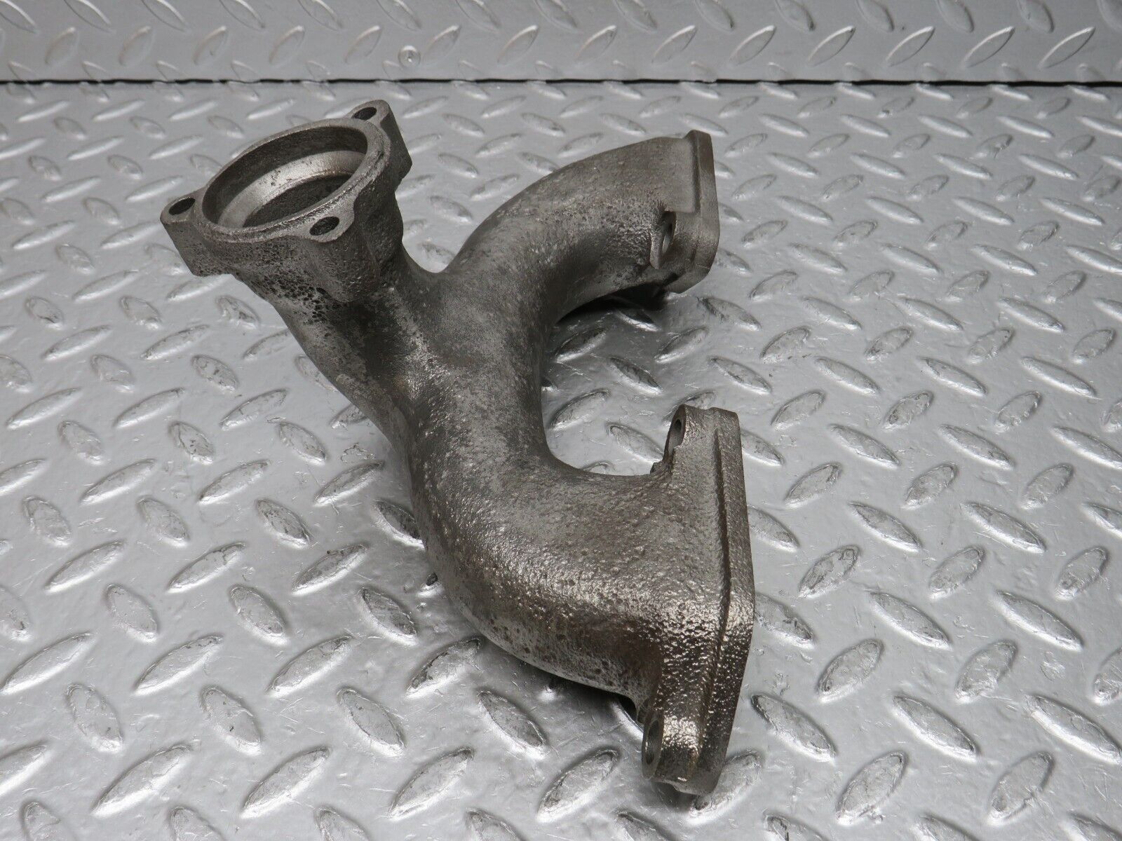 0271 Mercedes-Benz W120 Ponton Exhaust Manifold 6361420801