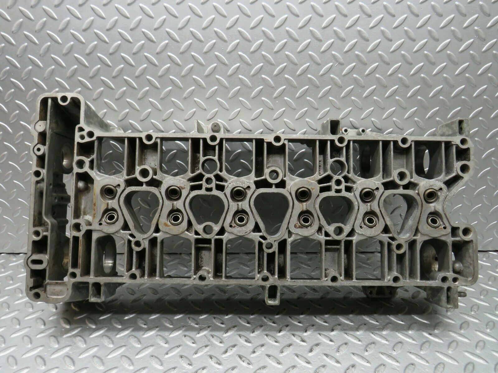 22229 Mercedes-Benz S123 280TE Wagon Camshaft Bearing Casing 1100163304