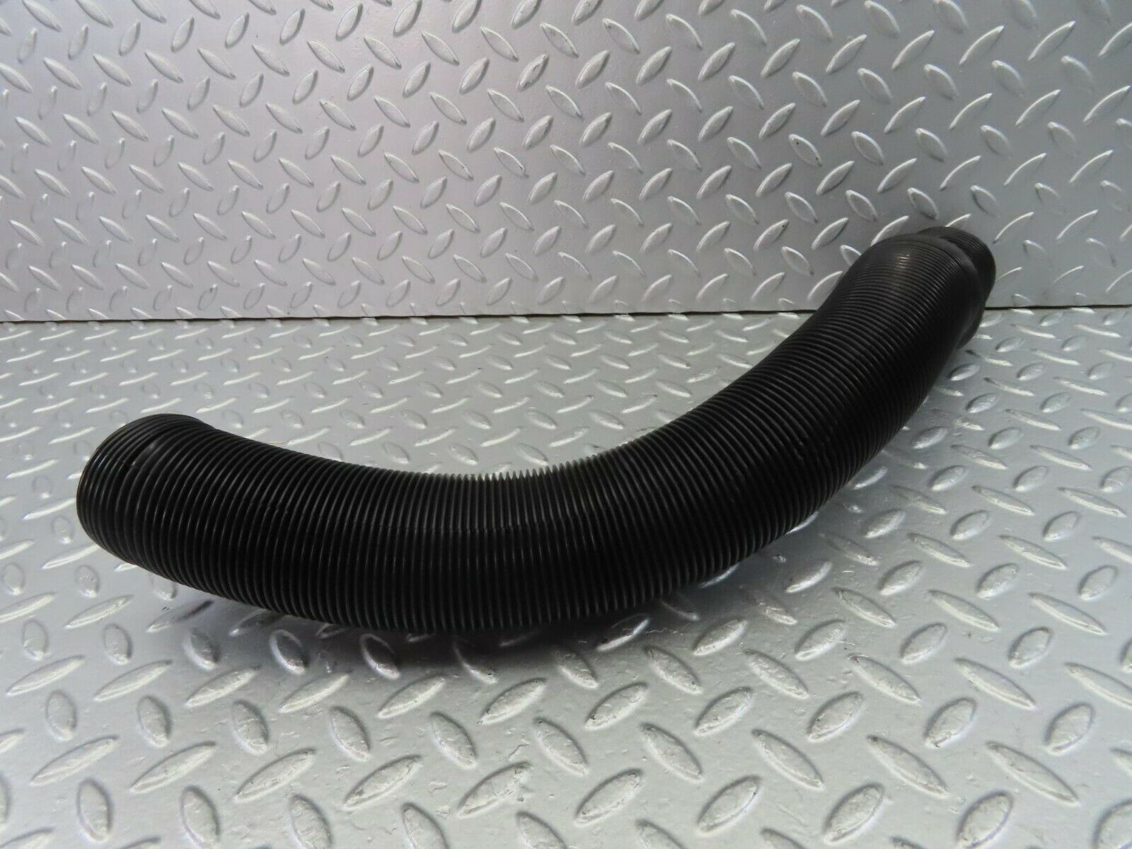 10714 Mercedes-Benz W123 230E Air Duct Pipe Hose Right