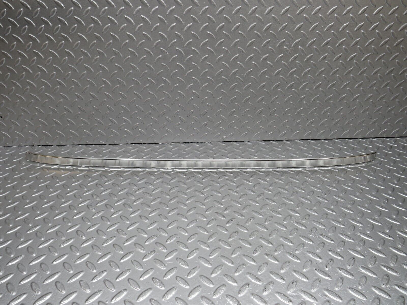 40204 Mercedes-Benz R107 Hardtop Roof Chrome Left Side