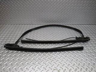 39677 Mercedes-Benz R129 320SL Coupe Front Windscreen Rubber Seal