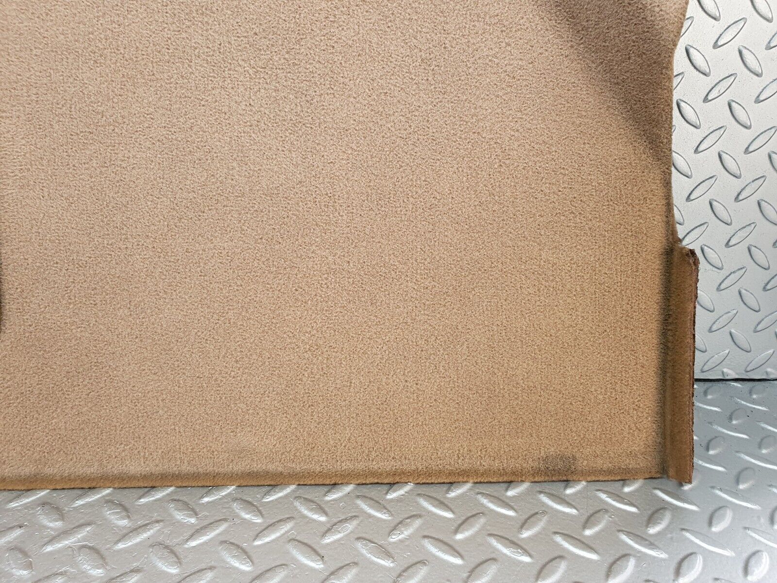 41567 Mercedes-Benz W124 200E Parcel Shelf Palomino 1246900249