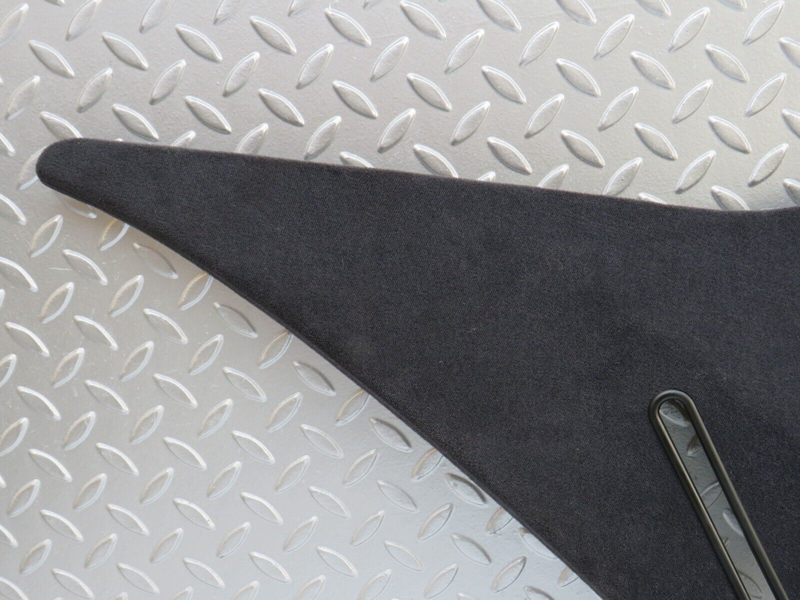 33221 Mercedes-Benz W202 C180 C Pillar Cover Panel Right Side Grey 2026950244
