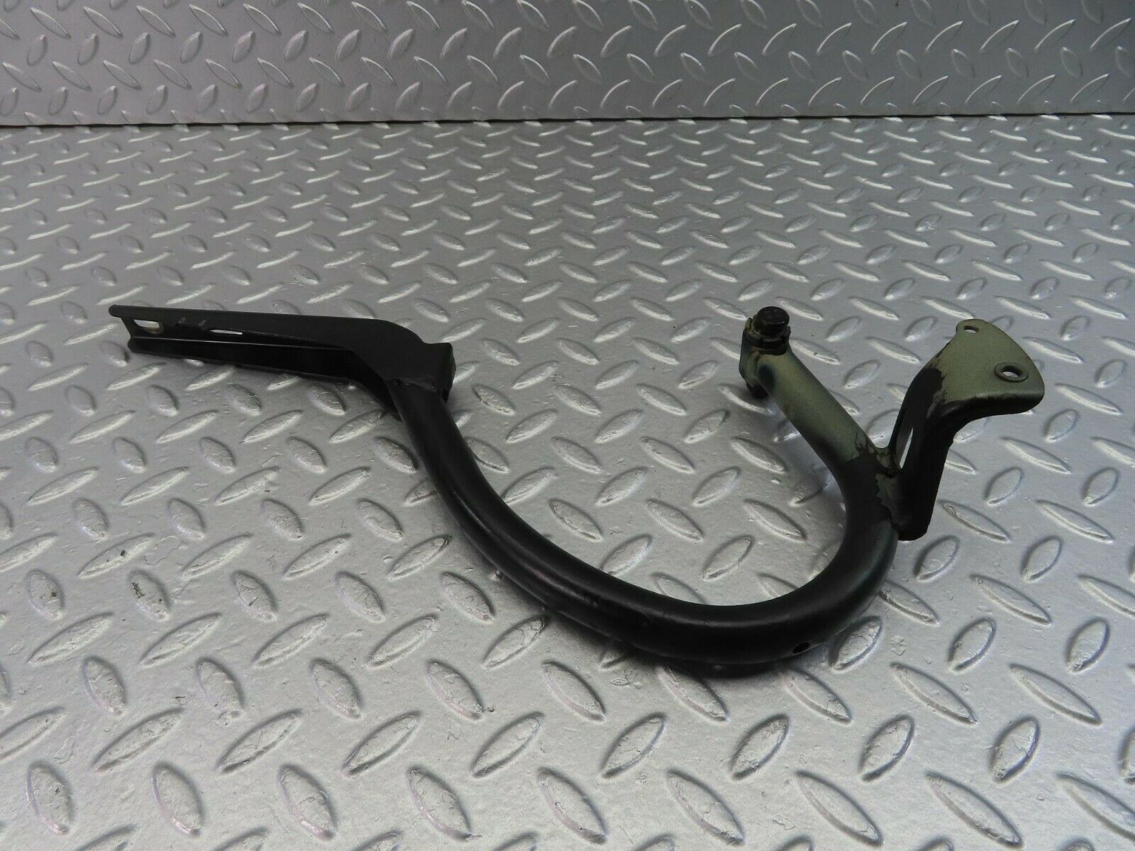 10480 Mercedes-Benz W201 190E Boot Lid Trunk Hinge Right Side